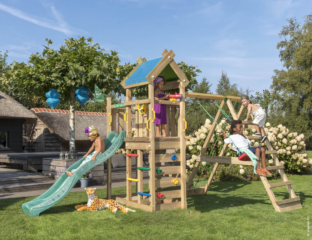 Jungle Nomad | Wooden climbing frame with swing & climbing net