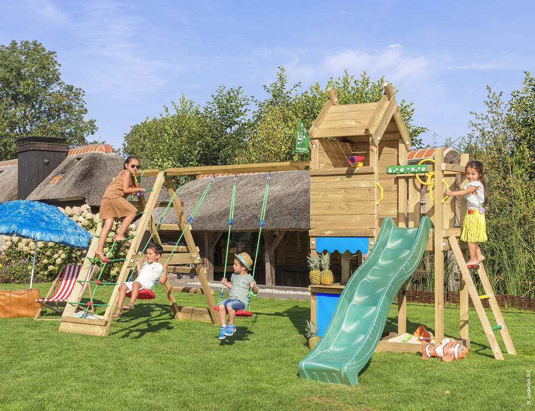 Jungle Resort | Tower playhouse with swings & climbing net